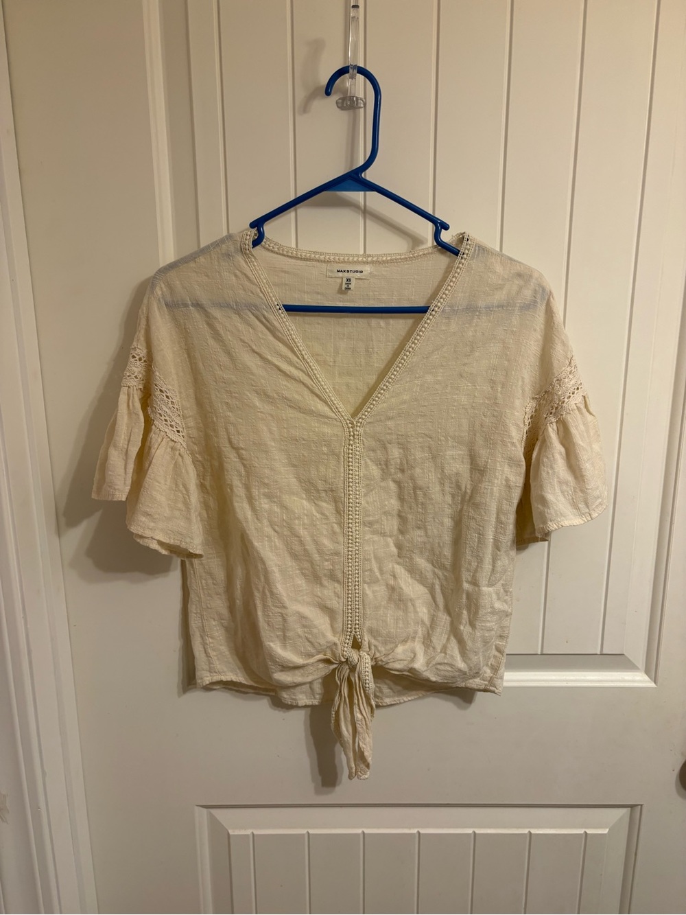 Max Studio Cream Tie-Front V-Neck Blouse with Lace Sleeves